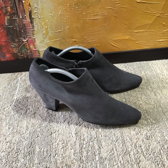 Prada Suede Ankle Boots Size 39 - Picture 3 of 8